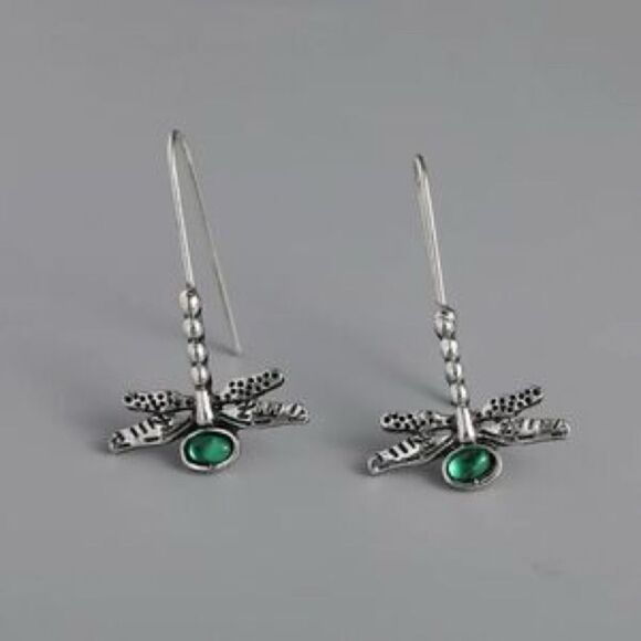 Free People Jewelry - Dragonfly earrings N843